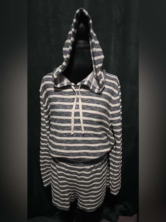 J. Crew Tops - NWOT - J. Crew Navy and Creamy White Striped Hooded Crewneck Shirt & Shorts